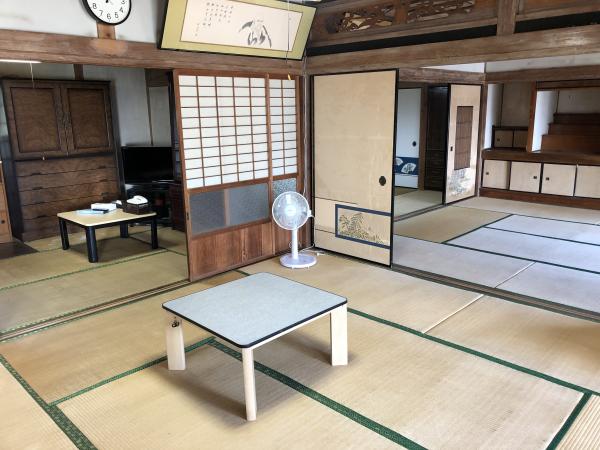 1950s wood house with storehouses in Oita