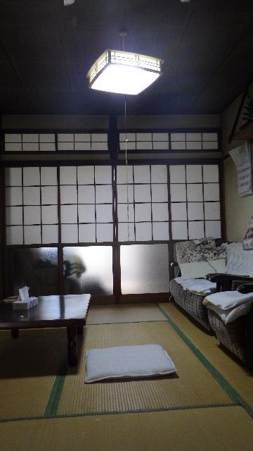 1970s wood house, 17-min walk to station, Nagasaki