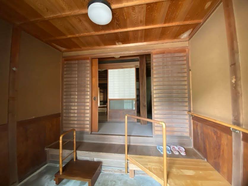 Wood house on a large plot in Hyogo