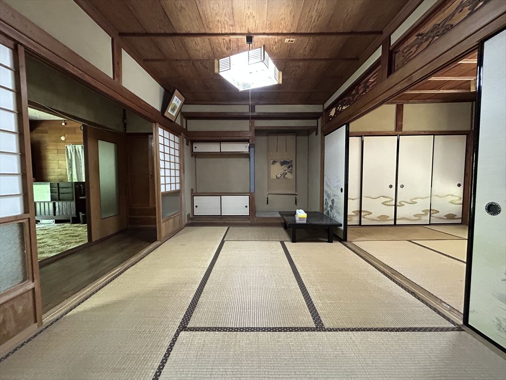 1950s wood house in Mie