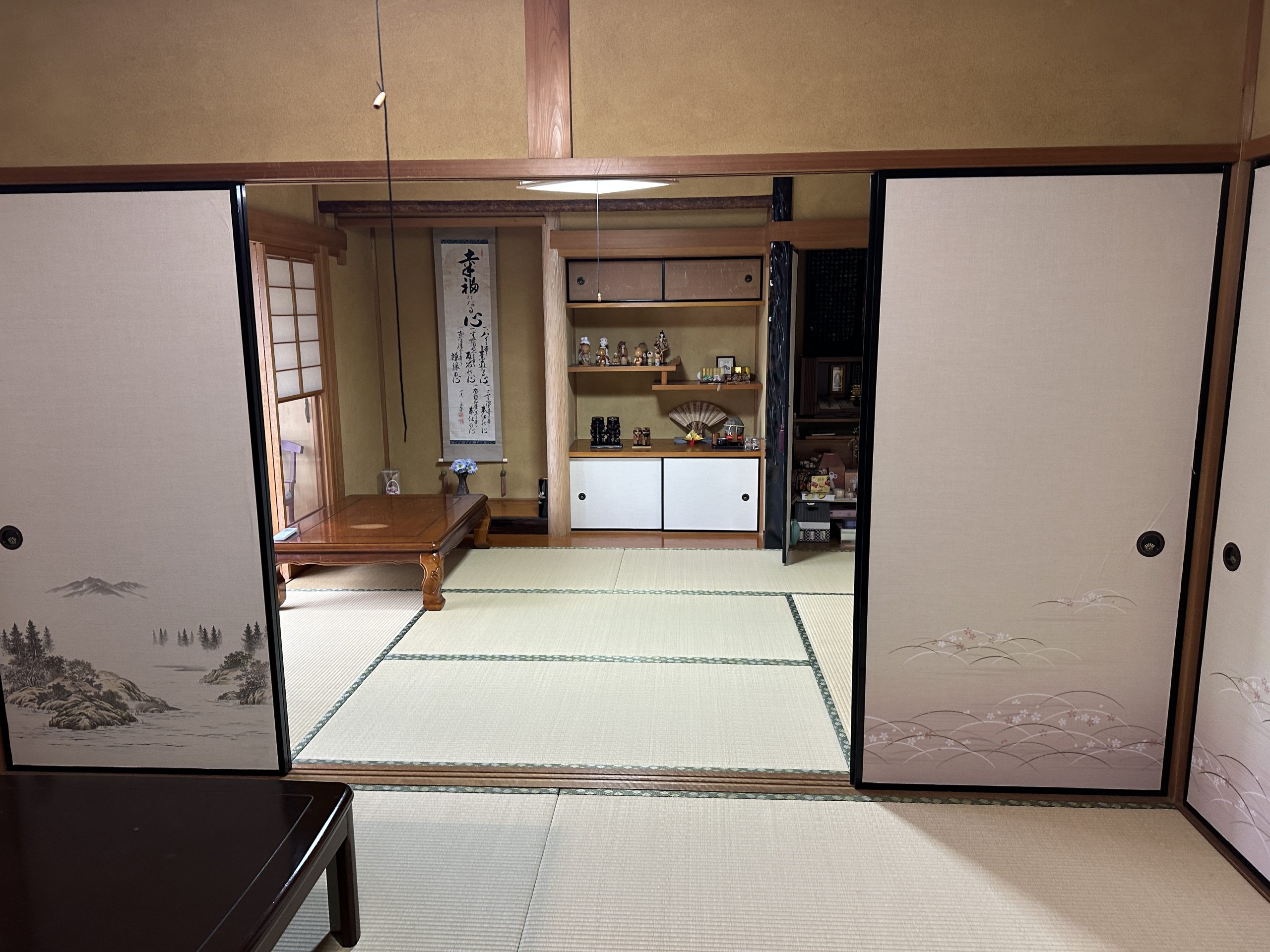 1990s wood house, 9-min walk to station, Gifu