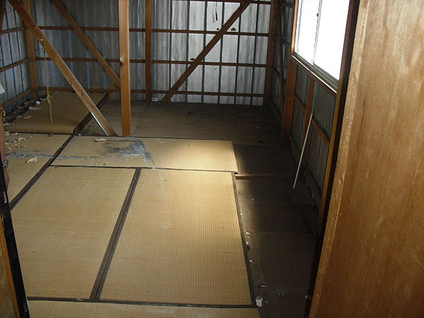 1960s wood house, 9-min walk to station, Iwate