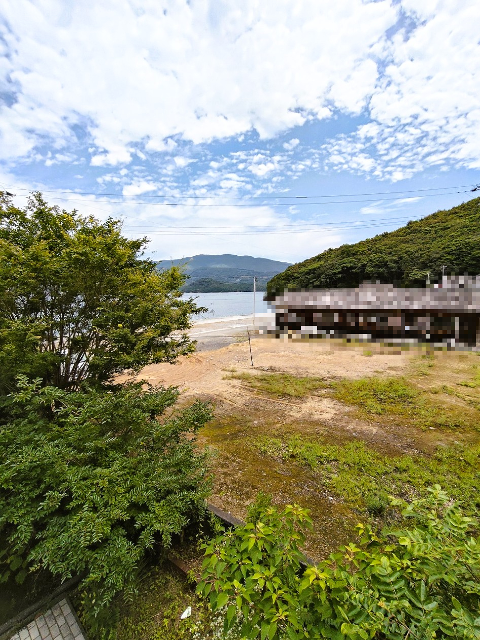 1990s wood house in Ehime