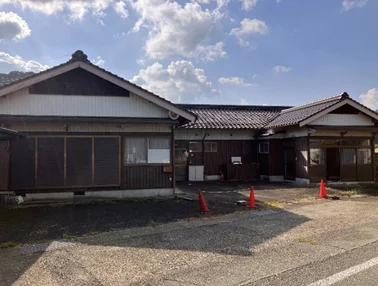 1990s wood house in Kyotamba, Kyoto