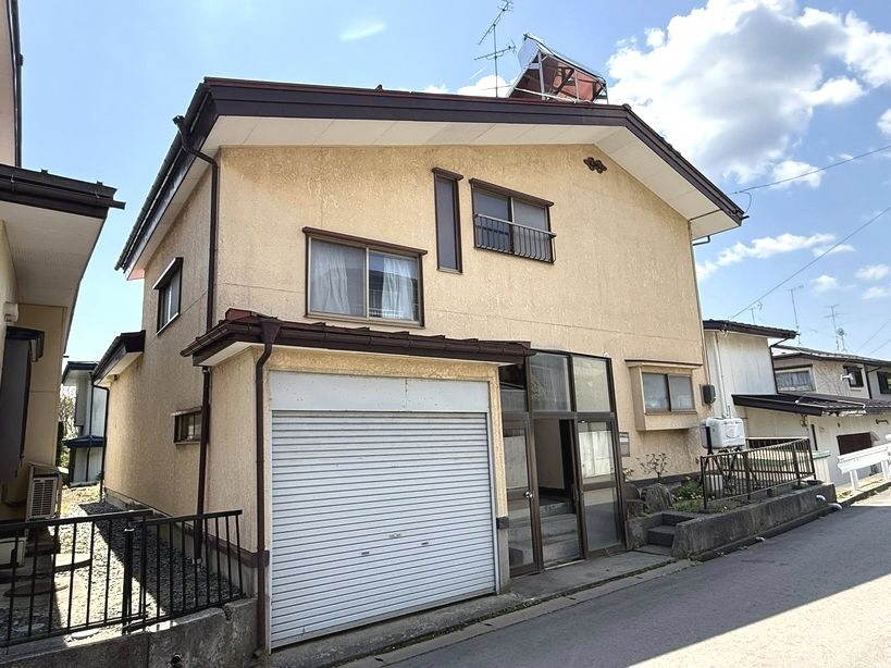 1970s wood house in Aomori