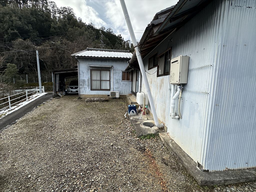 1970s wood house, 10-min walk to station, Gifu