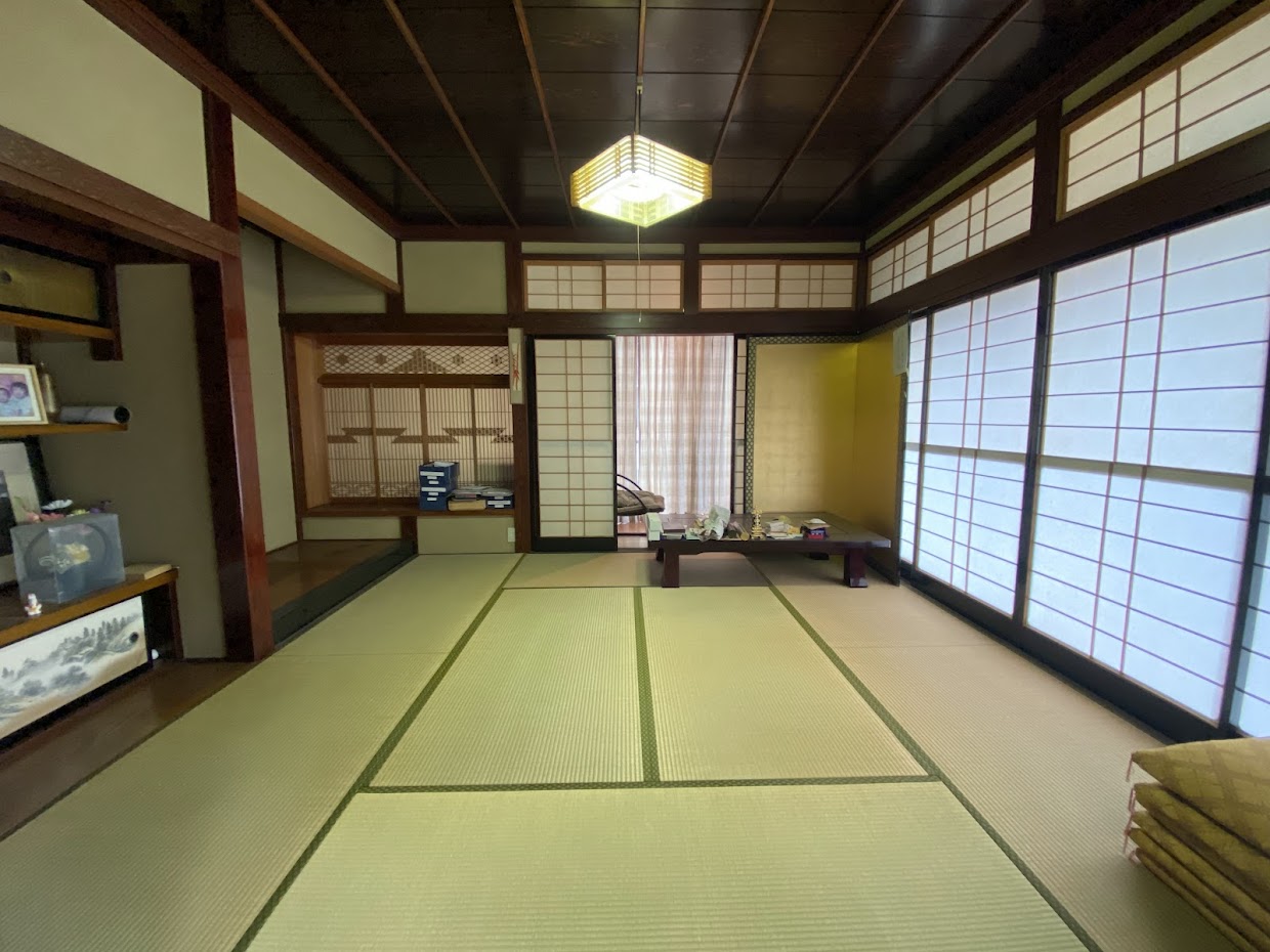 1990s wood house in Toyama