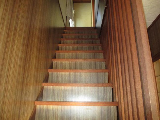 1960s wood house, 15-min walk to station, Okayama