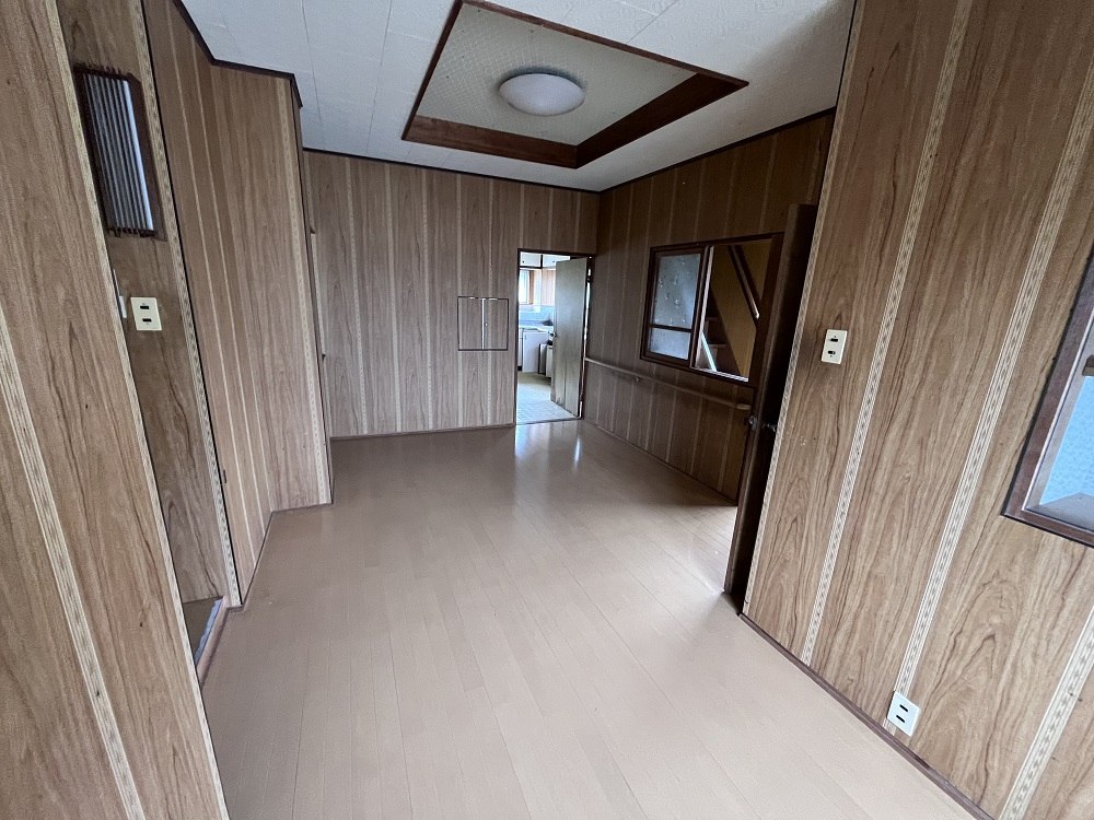 1970s house near the coast in Togata, Ibusuki