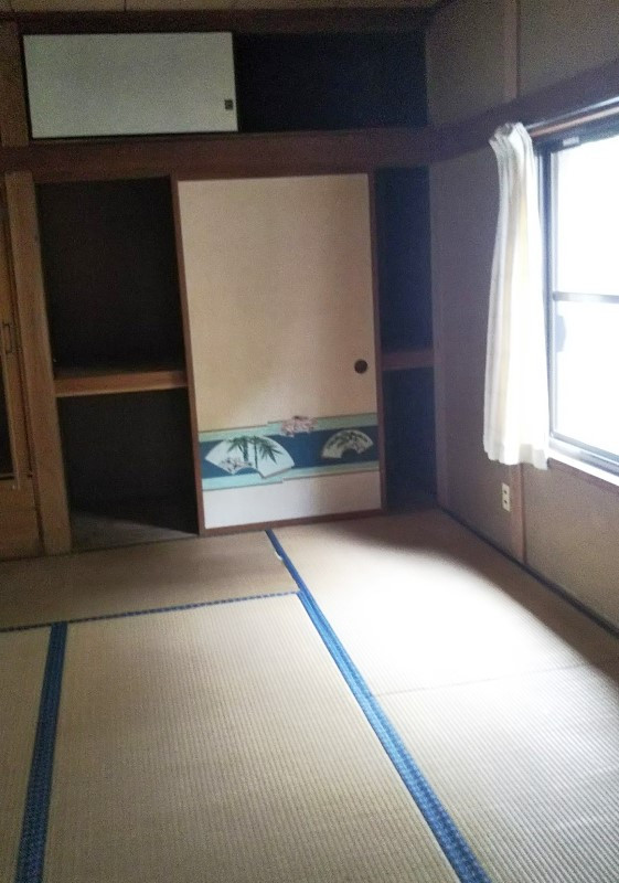 1970s wood house in Nagasaki