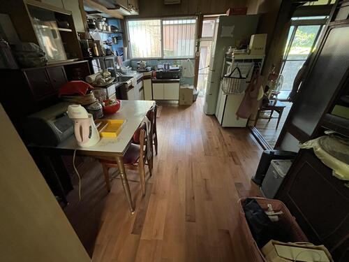 1970s wood house, 11-min walk to station, Fukuoka