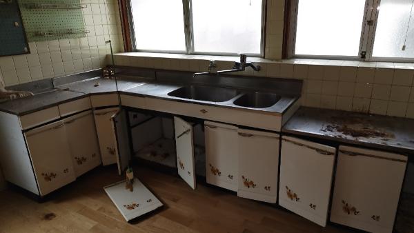 1930s wood house on a large plot in Hyogo