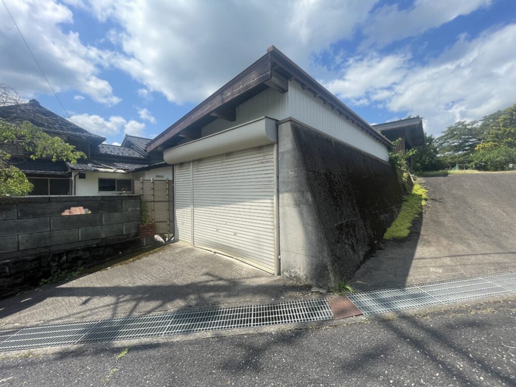 House with storehouses in Nara
