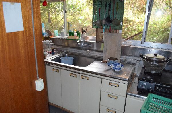 1960s wood house on a large plot in Hyogo