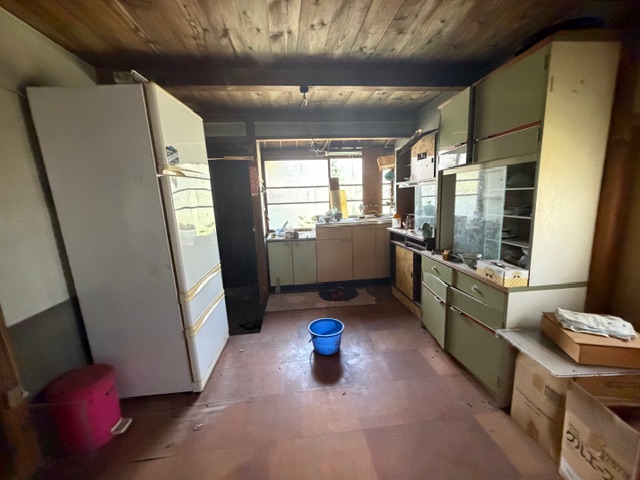 Wood house in Ehime