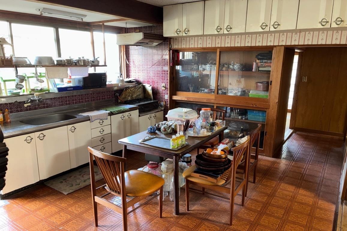 1980s wood house near the coast in Izumi, Kagoshima