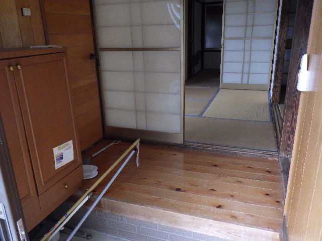 1960s wood house, 8-min walk to station, Nagasaki