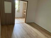 1980s wood house, 14-min walk to station, Tottori