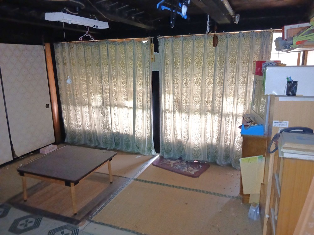Wood house, 12-min walk to station, Iwate