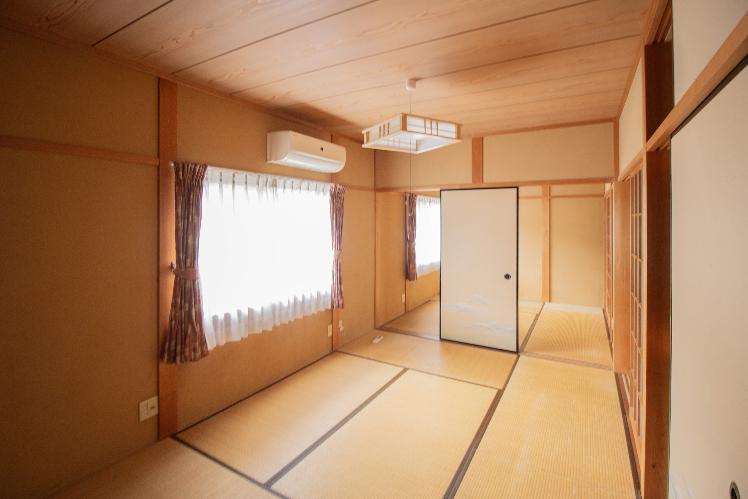 1990s wood house on a large plot in Matsusaka Kahada