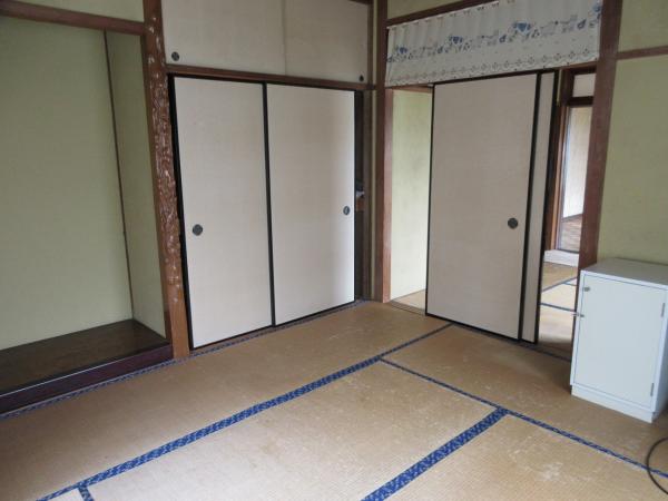 1960s house, 8-min walk to station, Ehime