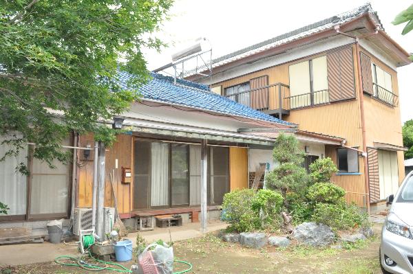 1960s wood house in Chiba