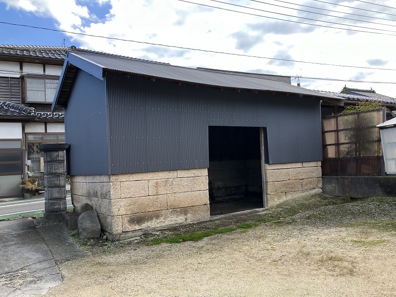 1930s wood house, 11-min walk to station, Tottori