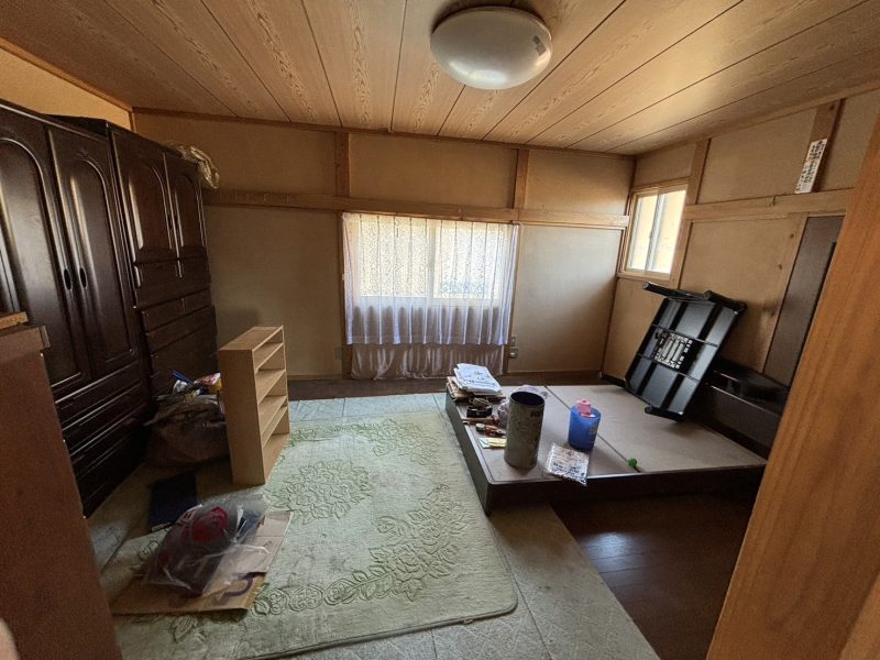 2000s wood house on a large plot in Iwate