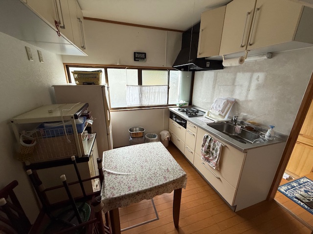 1950s wood house, 8-min walk to station, Nagano