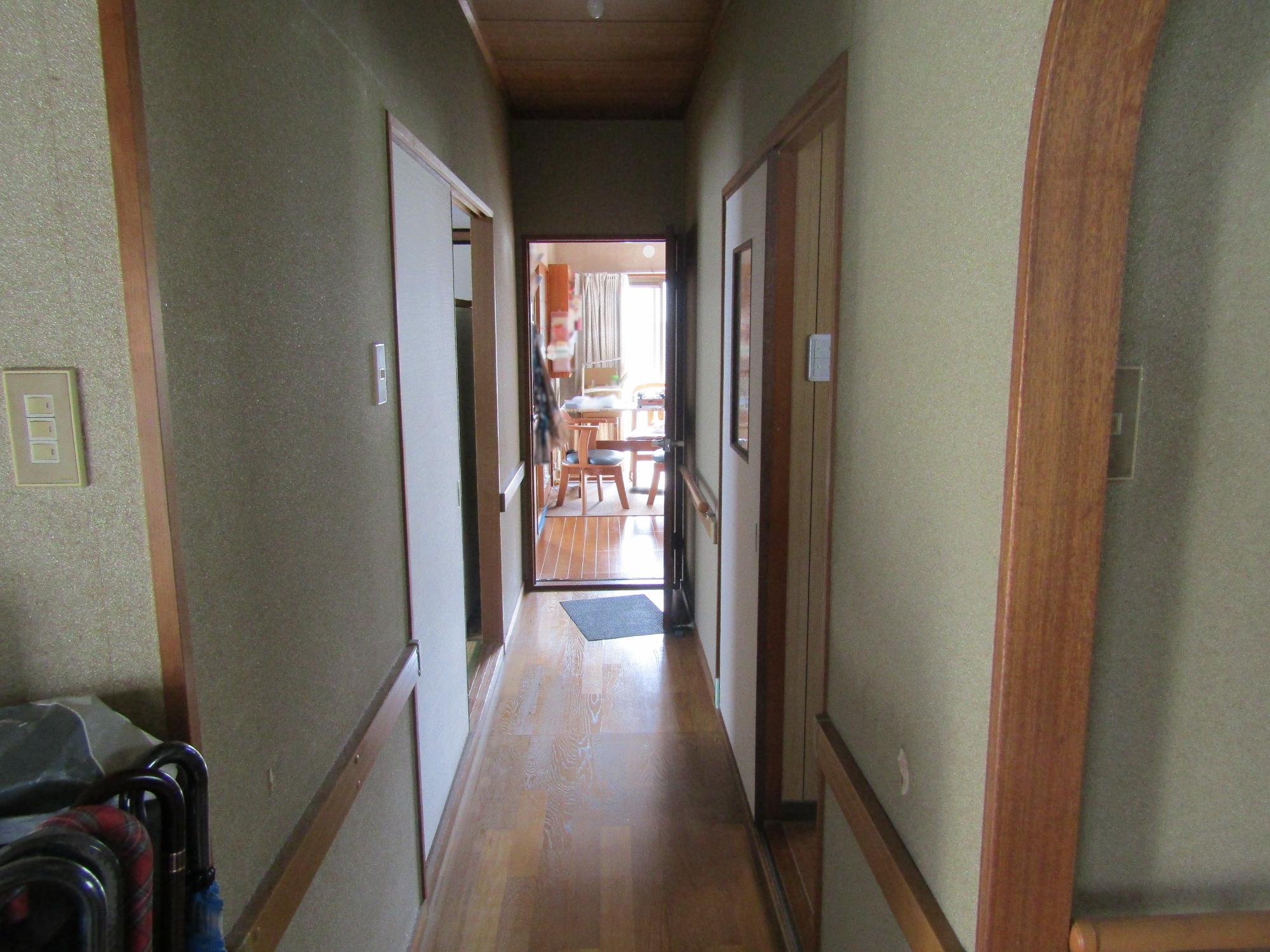 A-119 Compact property on elevated land with good sunlight