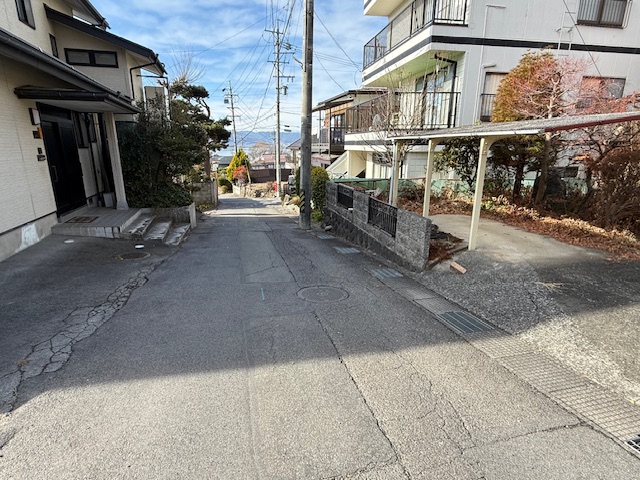1950s wood house, 16-min walk to station, Nagano