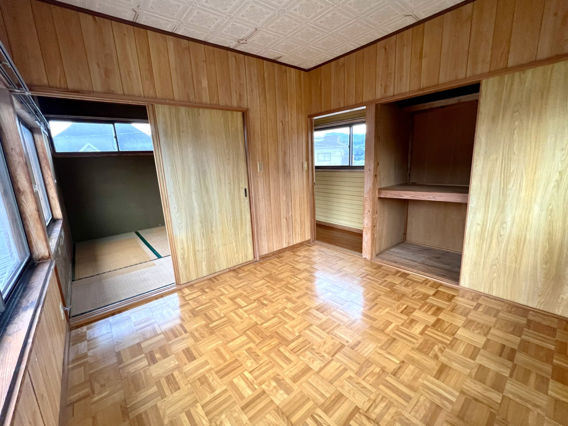 1980s wood house in Miyazaki