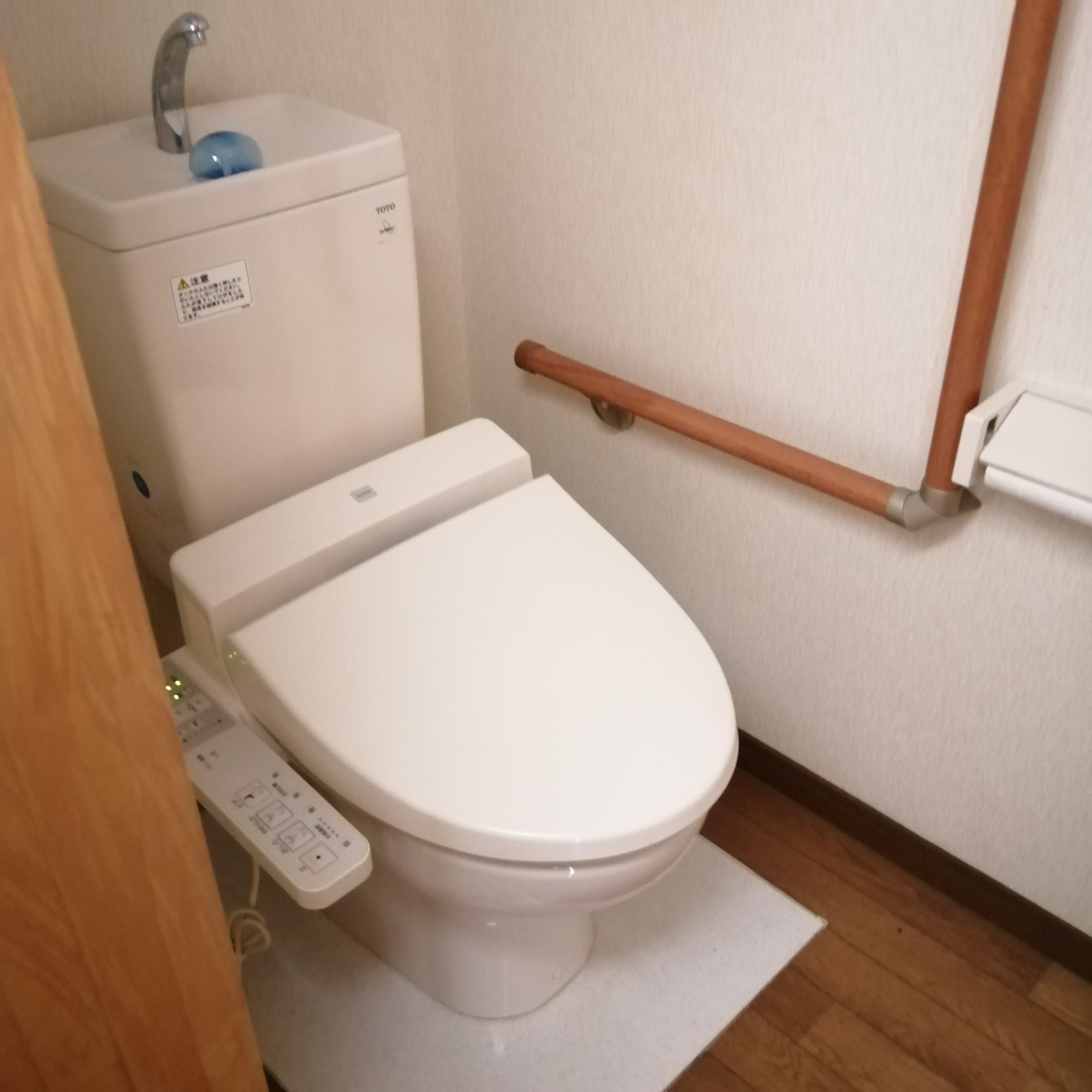 Wood house on a large plot in Gifu