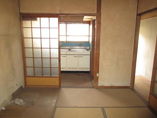 1920s wood house, 15-min walk to station, Okayama