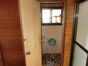 1980s wood house, 8-min walk to station, Kawanishi, Yusui