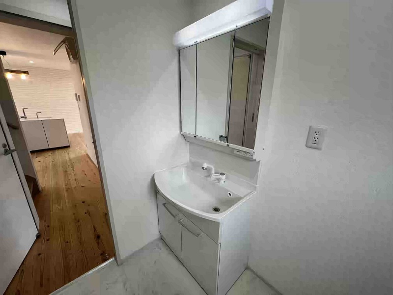 2010s wood house, 6-min walk to station, Tottori