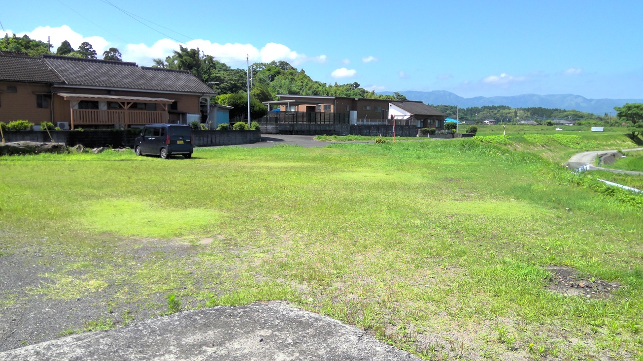 1970s wood house in Koyama, Kimotsuki, farmland, approval needed