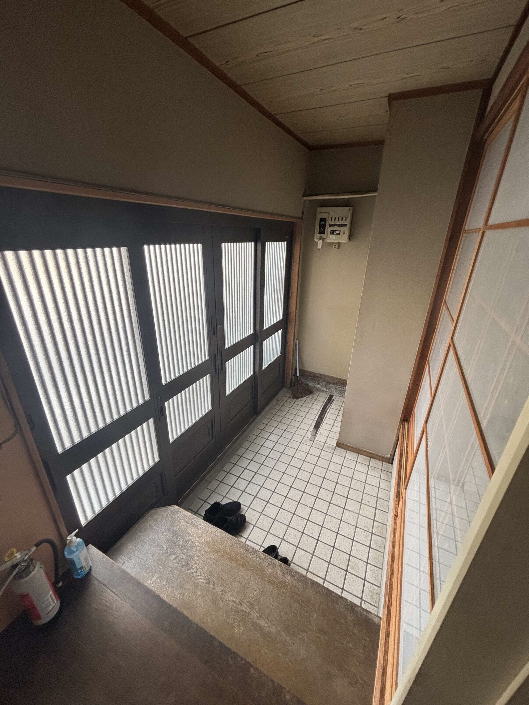 1960s wood house, 3-min walk to station, Shizuoka