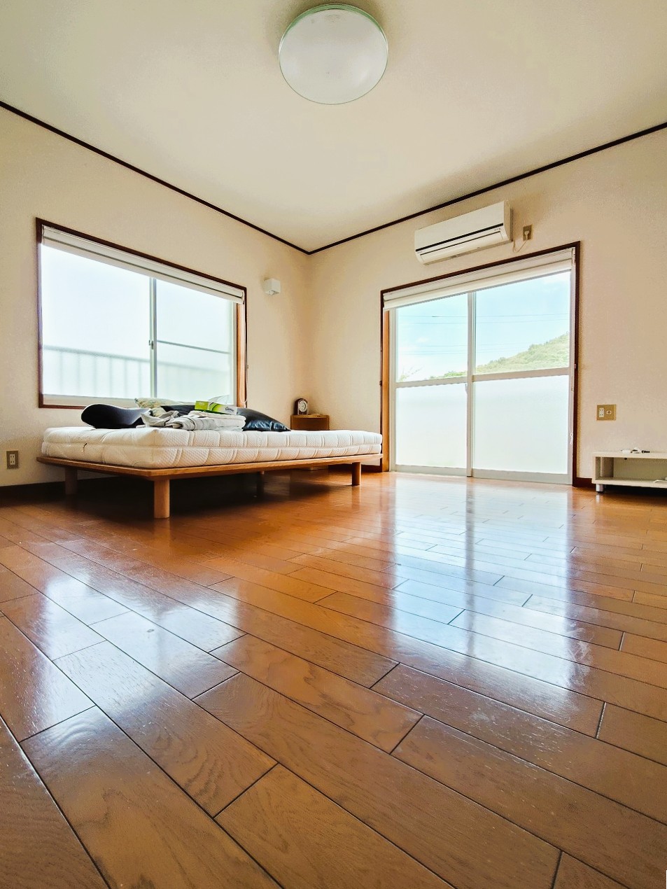 1990s wood house in Ehime