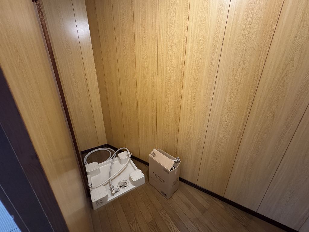 1970s wood house, 11-min walk to station, Nagano
