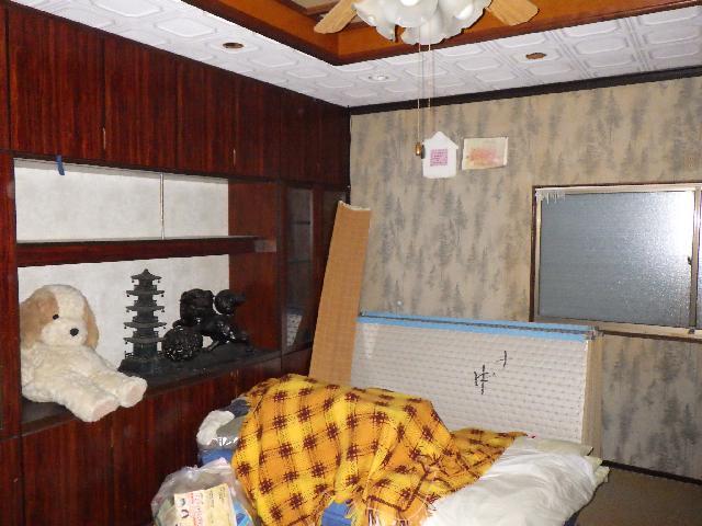 1970s wood house, 12-min walk to station, Nagasaki