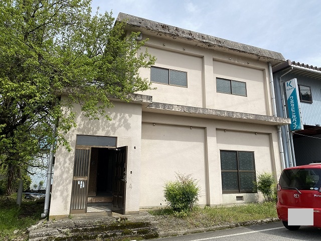 1970s concrete house in Toyama