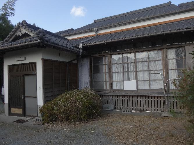 Wood house on a large plot in Kawanabe, Minamikyushu