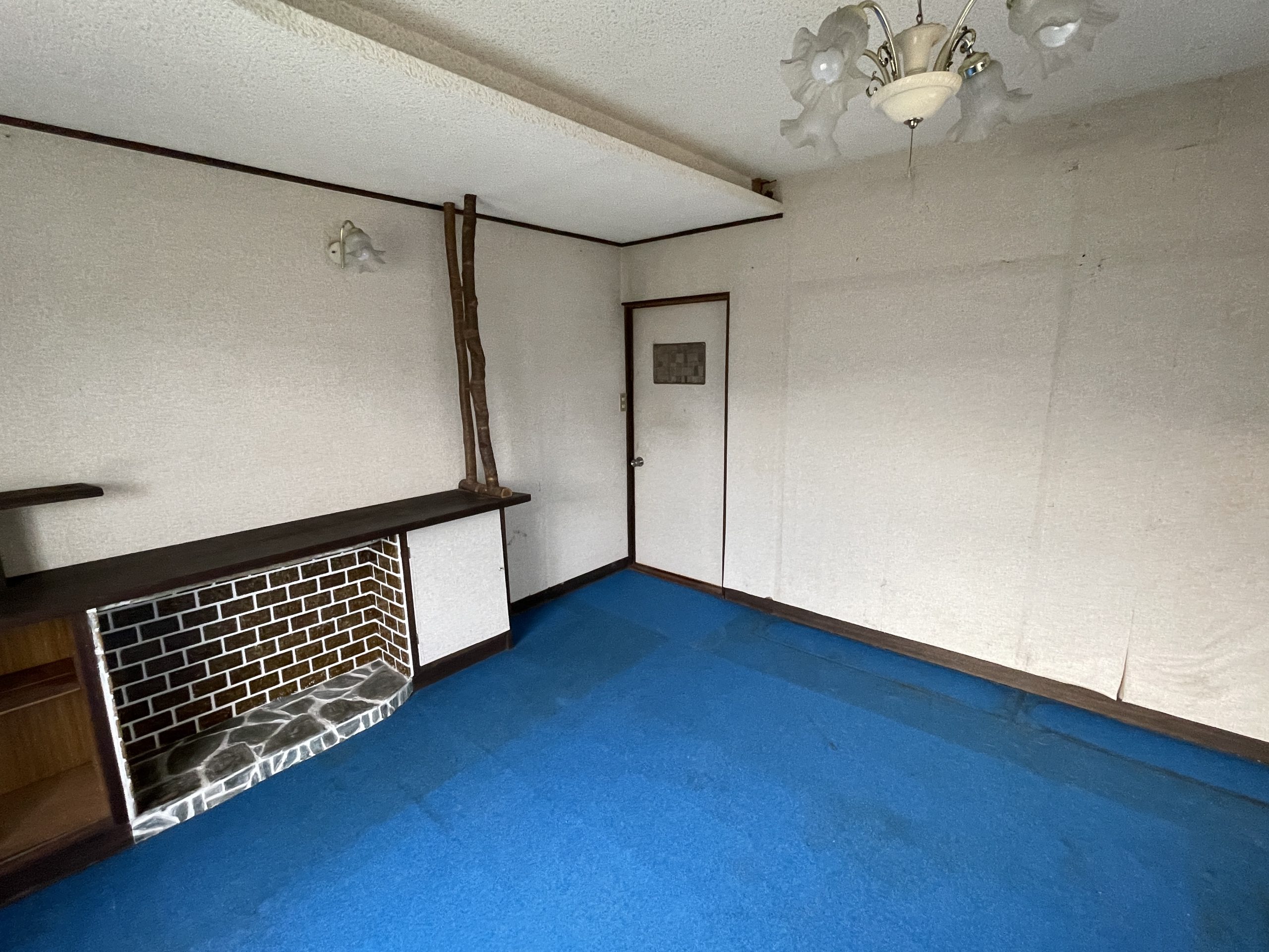 1960s wood house on a large plot in Gifu