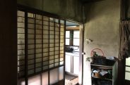 1960s wood house on a large plot in Tokushima