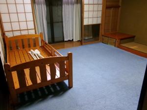 Gero City Akiya Bank [Hagiwara 052] For Sale 12 Million Yen / Popular Area! Former Local High School Athletic Club Dormitory / Many Rooms, 2 Toilets / Suitable for Company Dormitory, etc.!