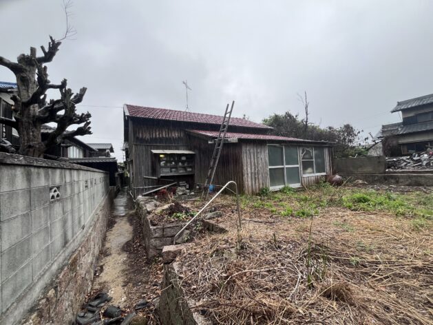 Wood house in Ehime