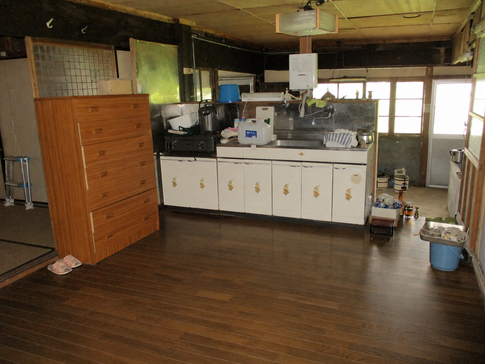1960s wood house on a large plot in Hyogo