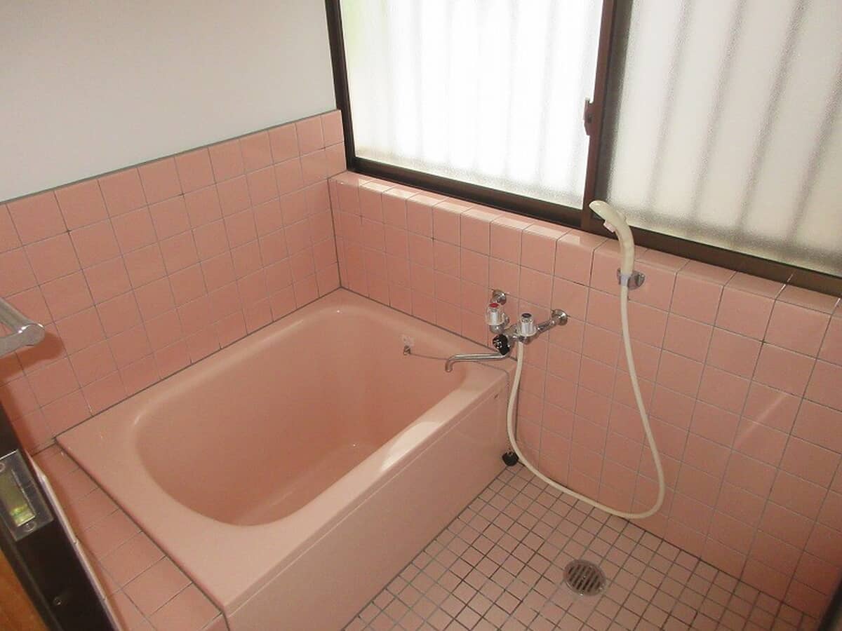 1980s wood house, 9-min walk to station, Hiroshima