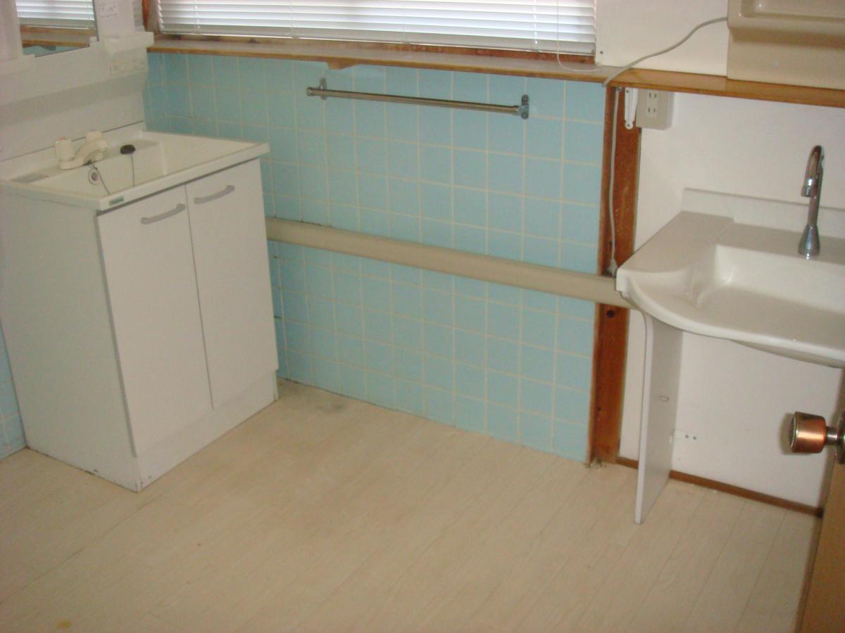 1980s wood house near the coast in Miyazu, Kyoto
